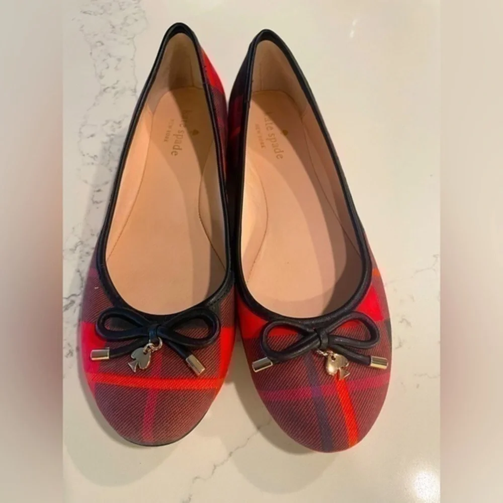 Kate Spade Scottish red plaid ballet flats w/gold charms. Gorgeous! Retail $228